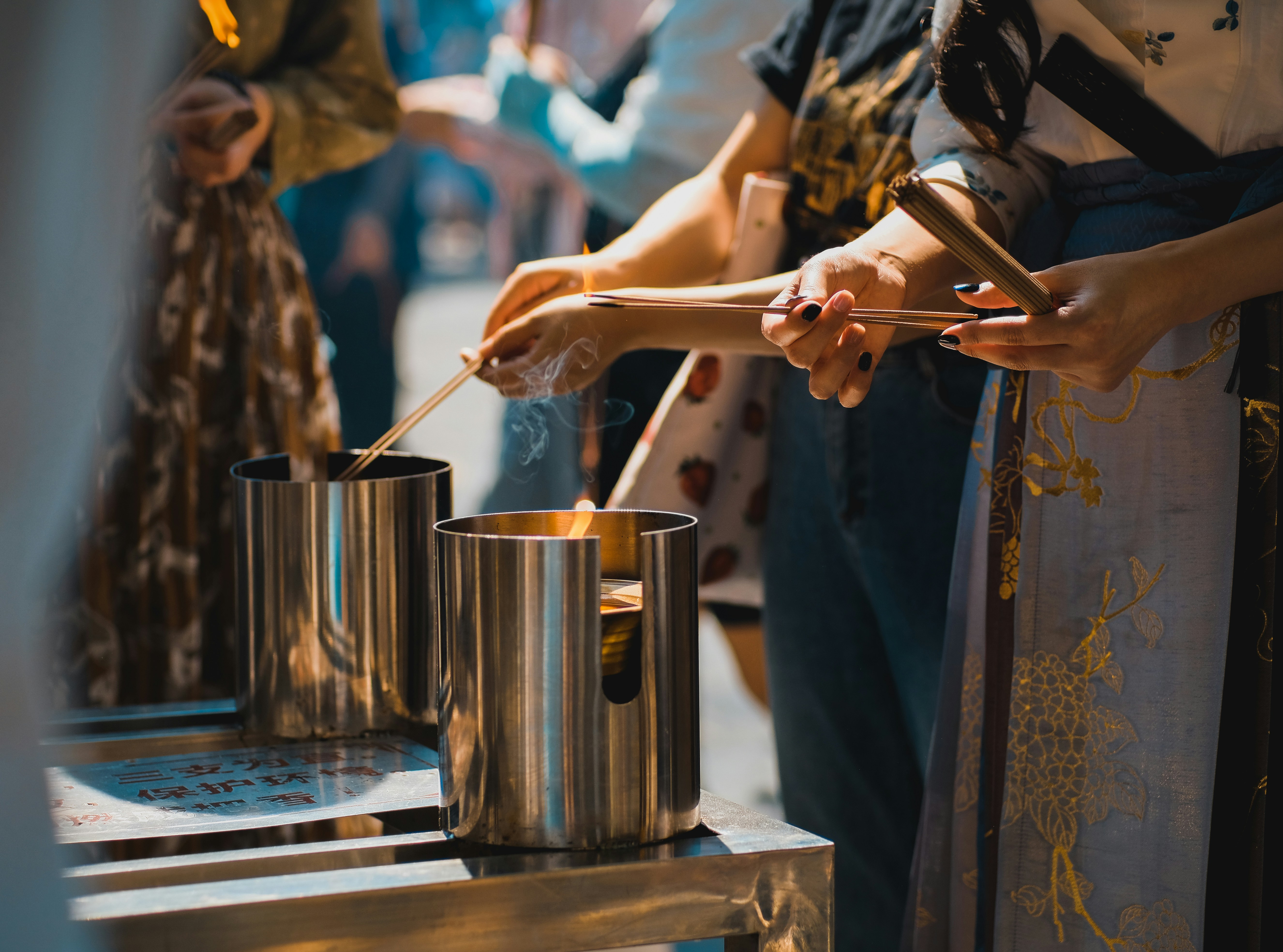 People baking